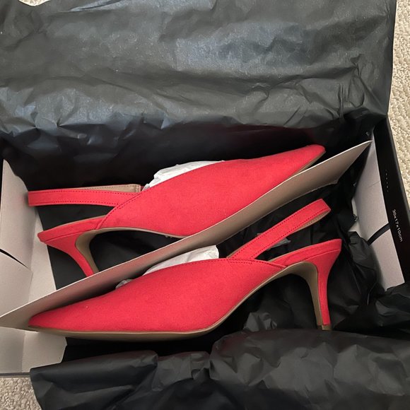 NEW Expression Red Heels - Picture 4 of 5